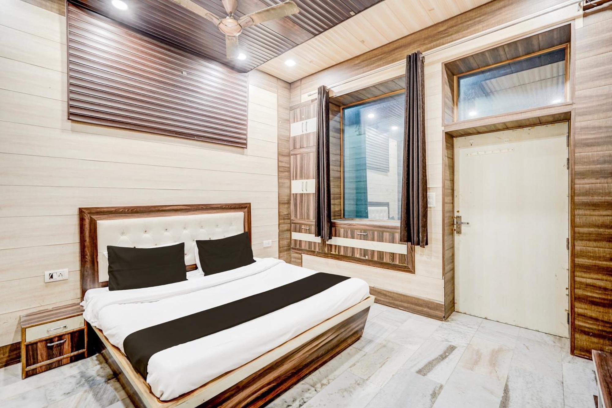 Hotel O Mayur Resort Mathura Kültér fotó